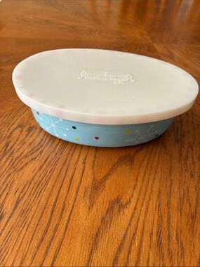 Temp-Tations Light Blue Snowflake Oval Dish with White Lid and Polka Dots